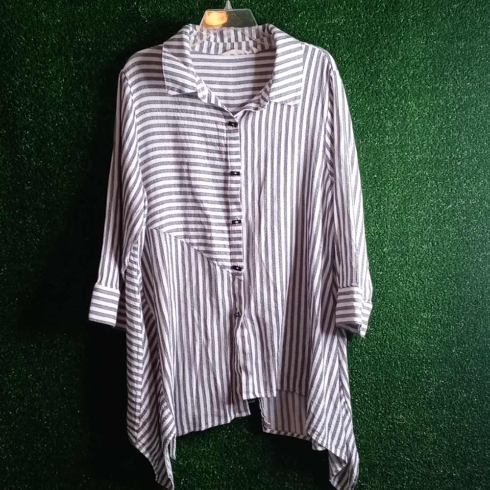 Soft Surrounding Button-Down - image 2